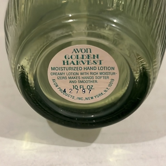 Vintage Avon Jars - Picture 11 of 12